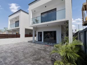 New To The Market! 3 Bedroom House – Adjiringanor, Accra