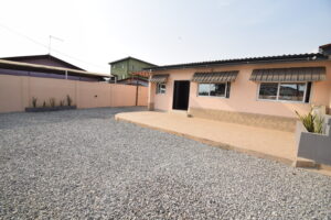 2 Bedroom Ground floor Flat – Osu – Nyaniba Estates
