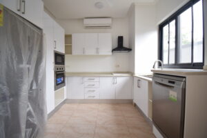 5 Bedroom 5.5 Bathroom Home near Jubilee House – Kanda