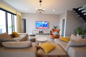 3 Bedroom 3.5 Bathroom Duplex 8th Floor Penthouse Airport Residential