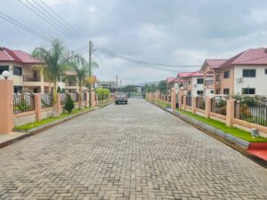4 Bedroom 4 Bathroom Home – Oyarifa Tipper Junction