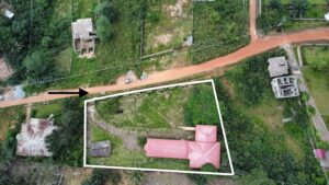 6 Bedroom 6 Bathroom on 1 Acres of Land – Aburi
