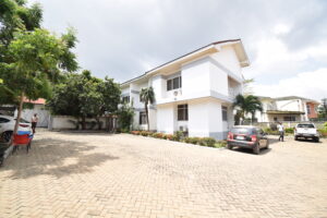 EXECUTIVE 4–5 BEDROOM HOME + STAFF QUARTERS & GARAGE | EAST LEGON 🇬🇭